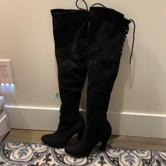 Steve Madden Black Seude Over the Knee Boots - Picture 6 of 7